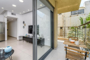 Very nice 1 BDR apartment 2 min from the beach !
